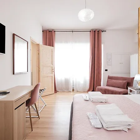 ベッド・アンド・ブレックファスト Il Pontefice Luxury